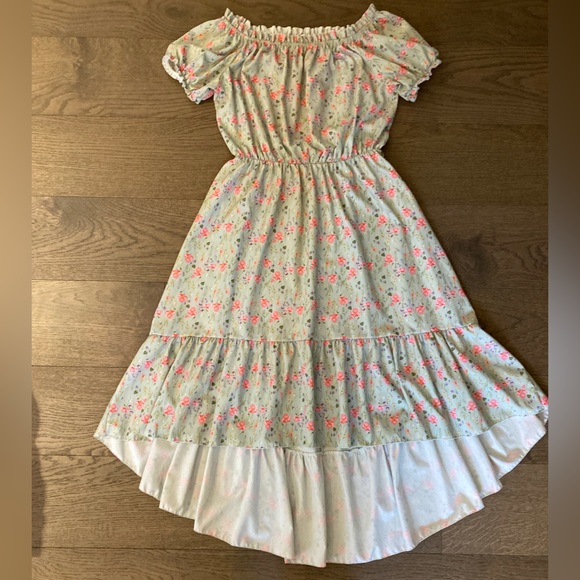 Mira & Company Dresses & Skirts - Women’s flared dress with sanity floral print -Large